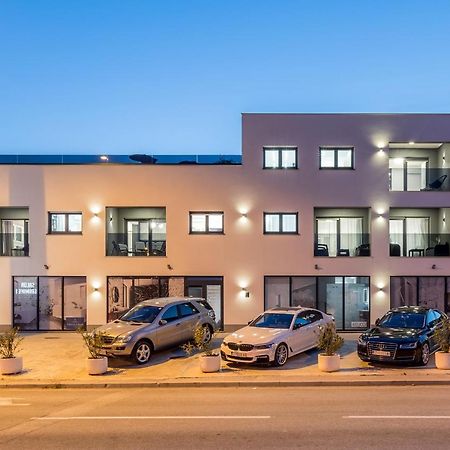 Apartments With A Parking Space Kastel Luksic, Kastela - 20265 Экстерьер фото